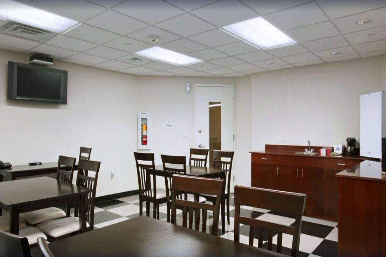 Days Inn Bronx Ню Йорк Екстериор снимка