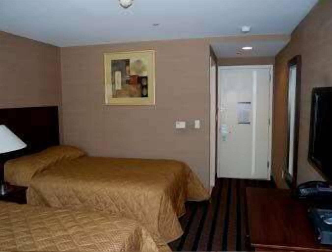 Days Inn Bronx Ню Йорк Стая снимка
