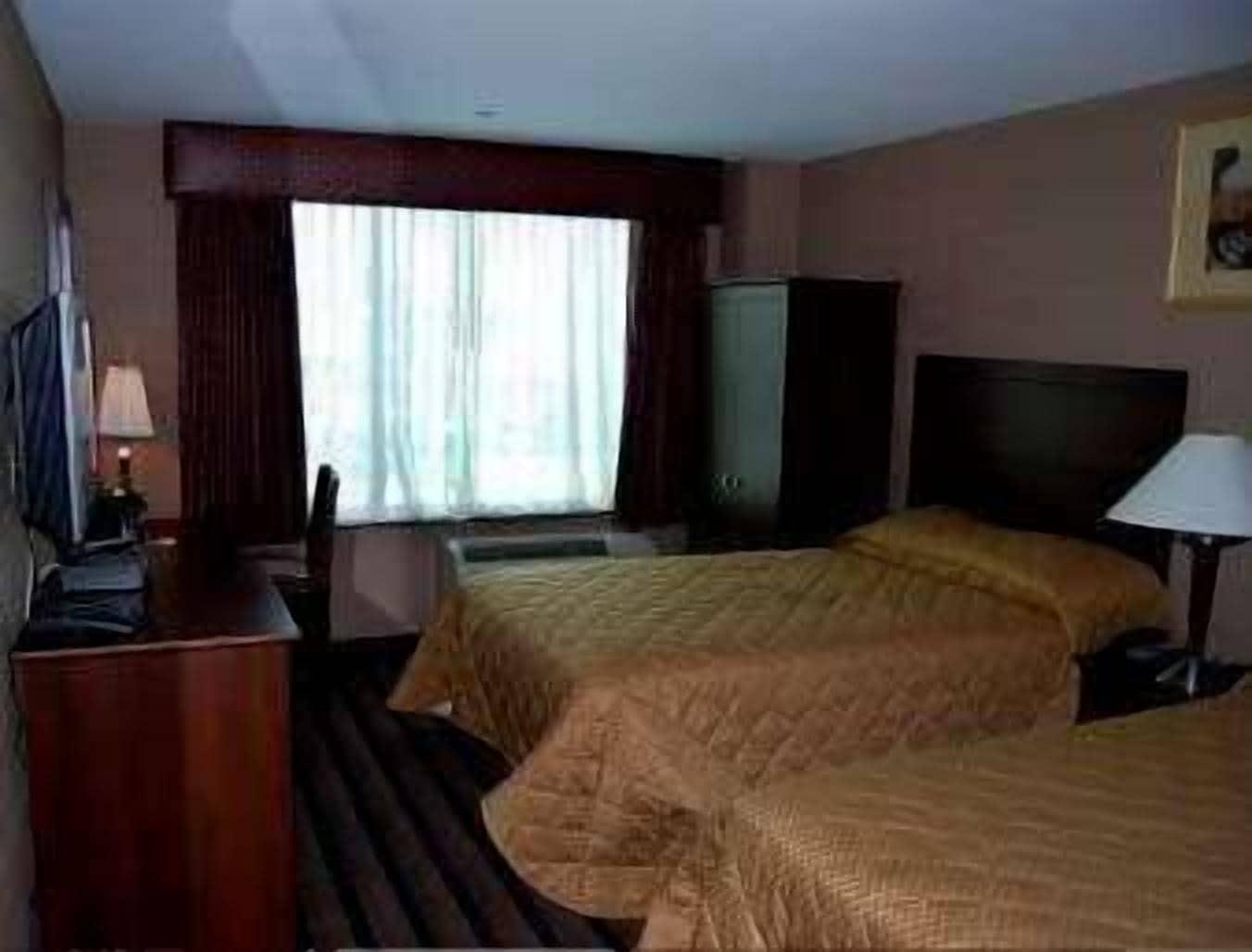 Days Inn Bronx Ню Йорк Стая снимка